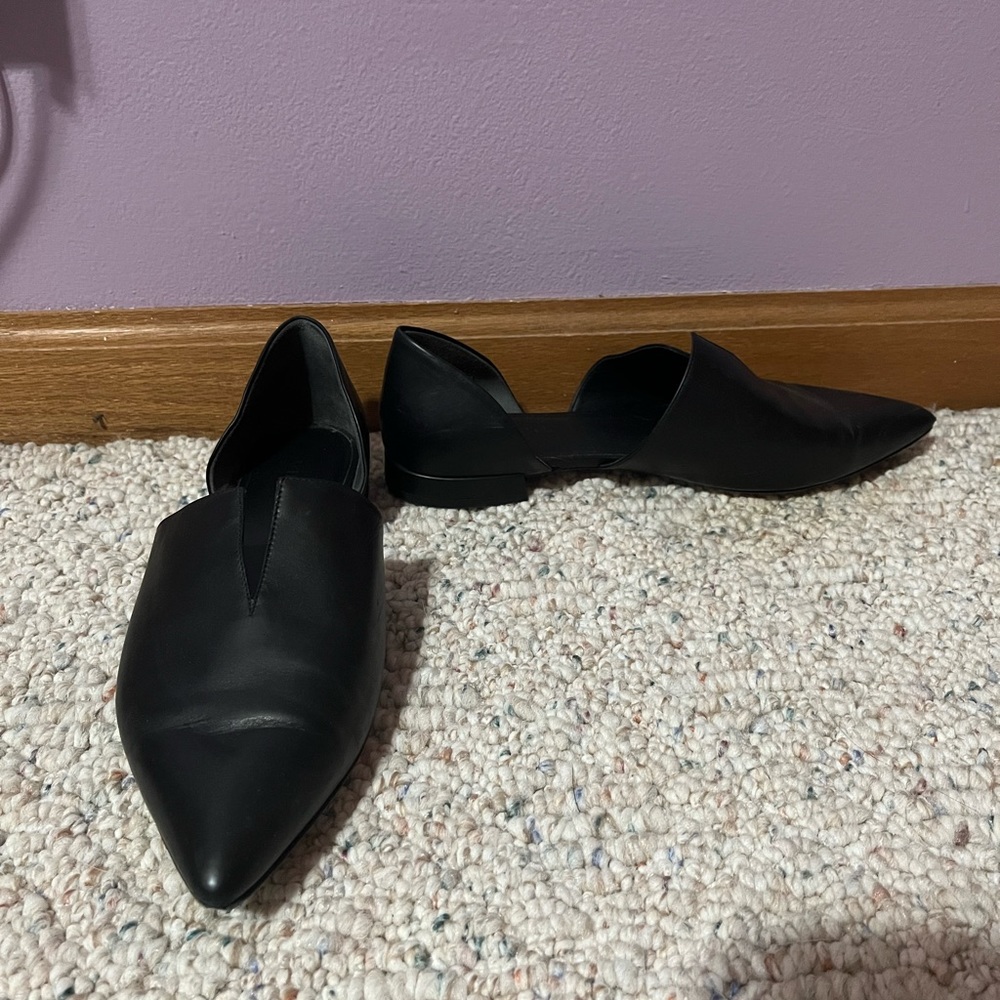 Vince pointed toe flats